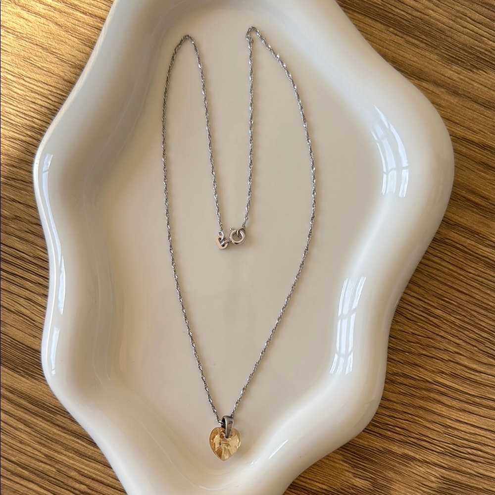 Sterling Silver Heart Pendant Necklace in great condition